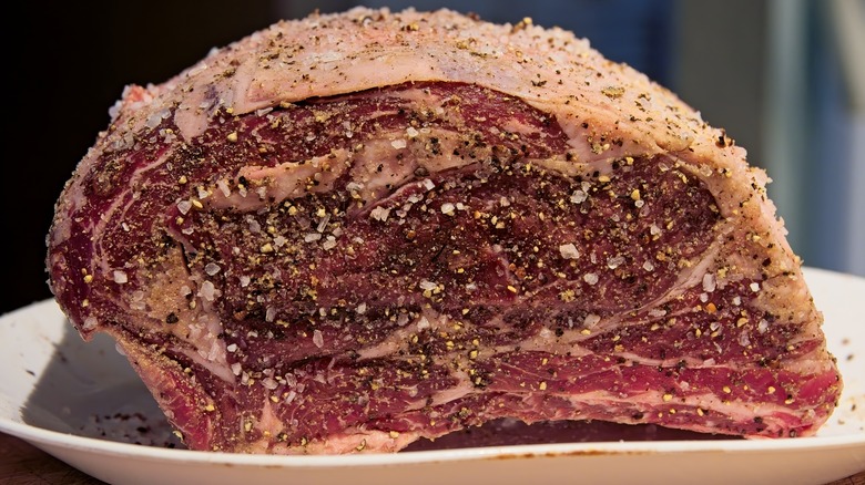 seasoned raw roast