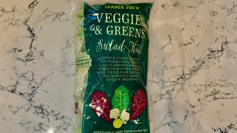 Veggies and Greens Salad Kit