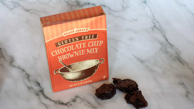 Chocolate chip brownie mix