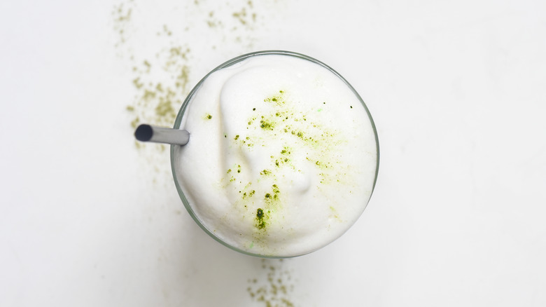 Cold foam with matcha powder