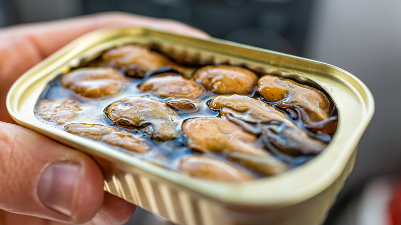 A can of smoked oysters