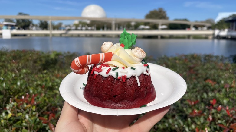 Red Velvet Mini Bundt Cake