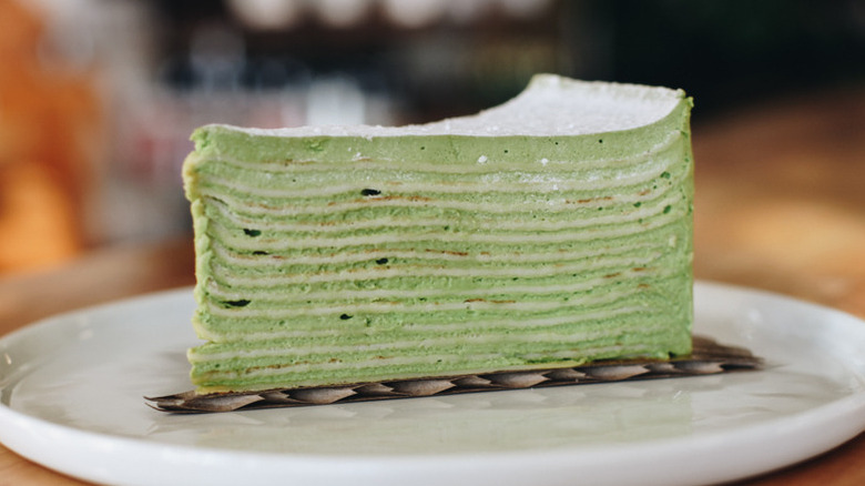 matcha mille crepe cake