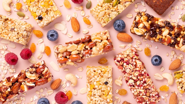 Heathy granola bars, fruits, nuts 