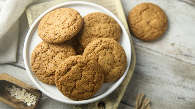 plate of gingersnap cookies