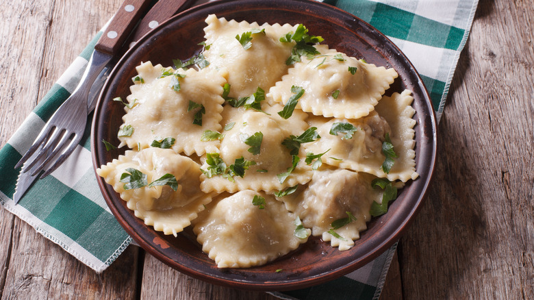 Ravioli with herbs