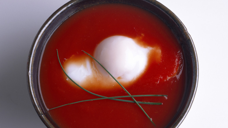 tomato soup with poached egg