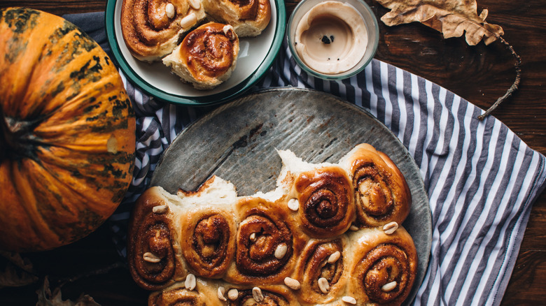 Batch of cinnamon rolls with pumpkin 