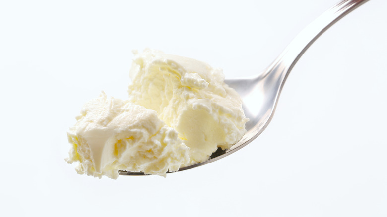 Spoonful of cream cheese