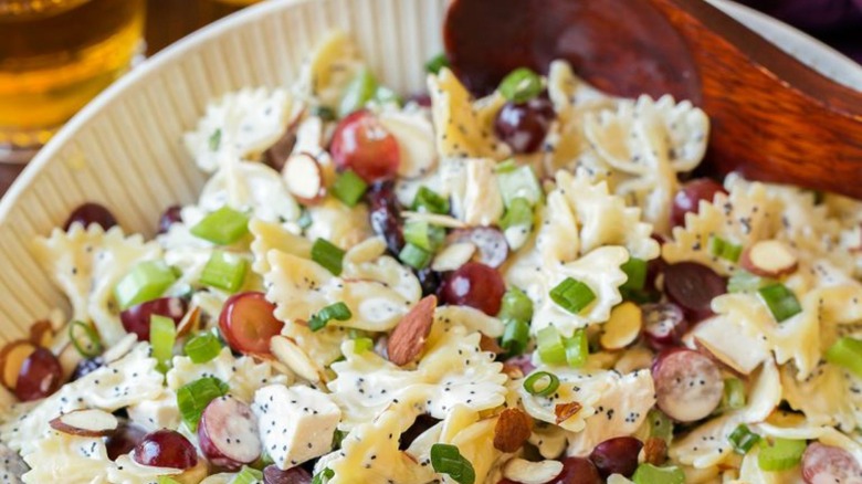 pasta salad with red grapes