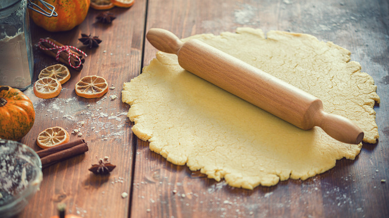 Making pie crust