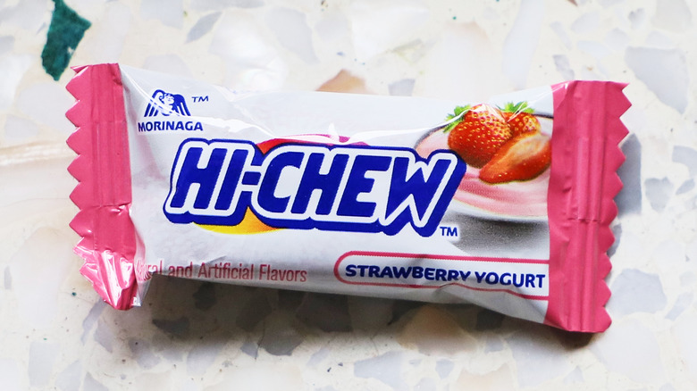 Single Strawberry Yogurt Hi-Chew