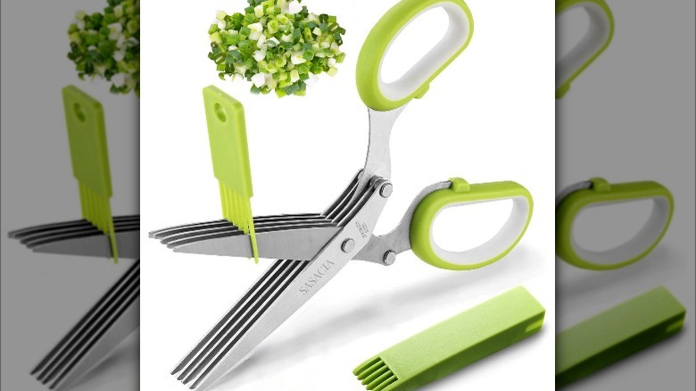 Green herb scissor set