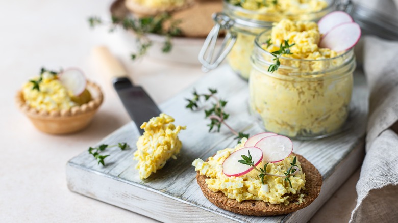 deviled egg dip with crackers