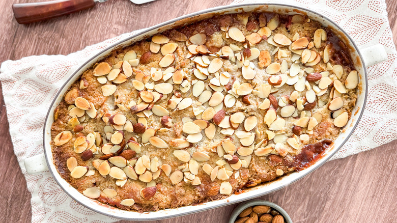 Almond-rhubarb from scratch dump cake on table