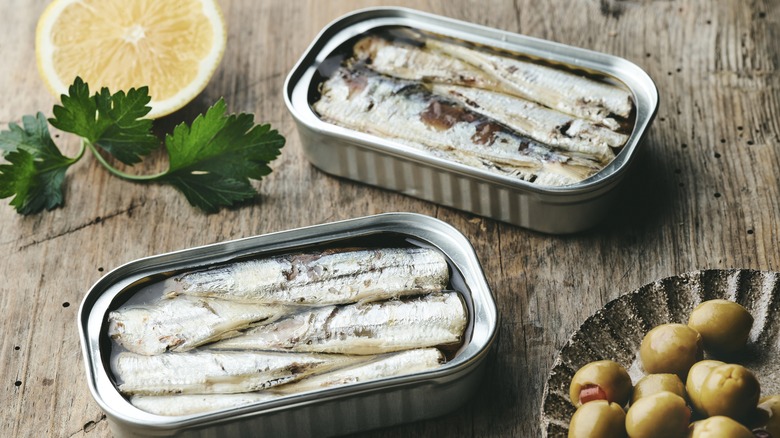 Sardines packed in oil