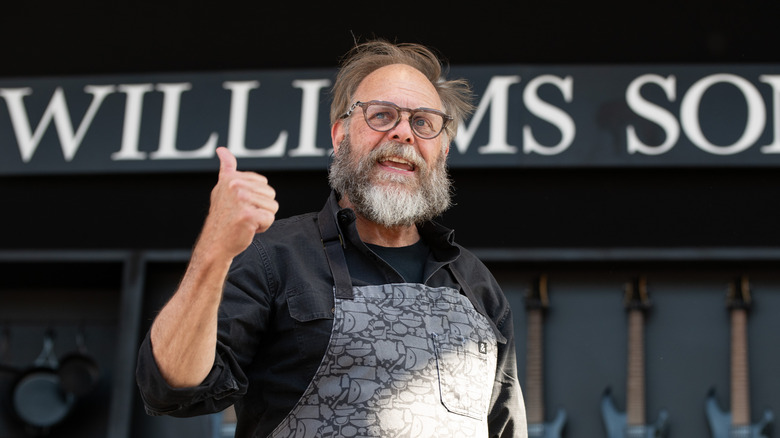 Alton Brown at a William Sonoma event