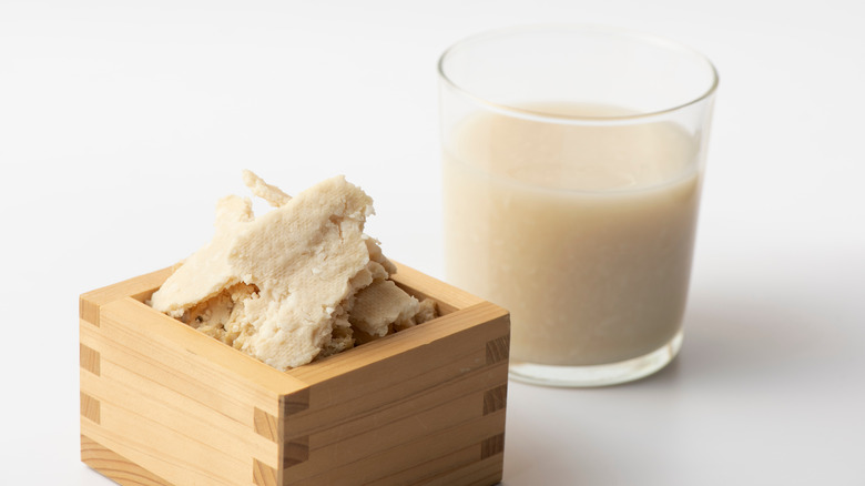 Amazake and sake lees