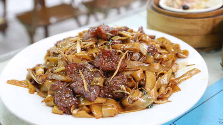 beef chow fun on plate