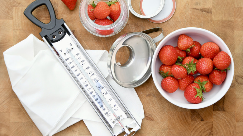 analog food thermometer