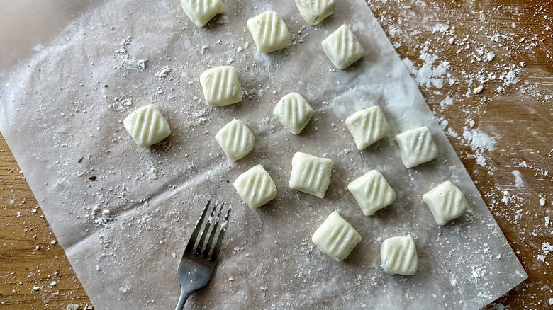 Square cream cheese mints