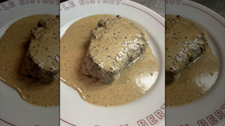 steak au poivre at Bistrot Paul Bert