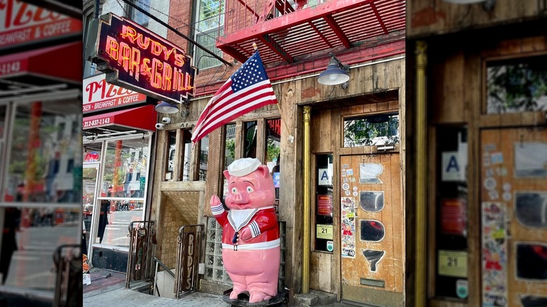 Rudy's Bar and Grill Pig Statue