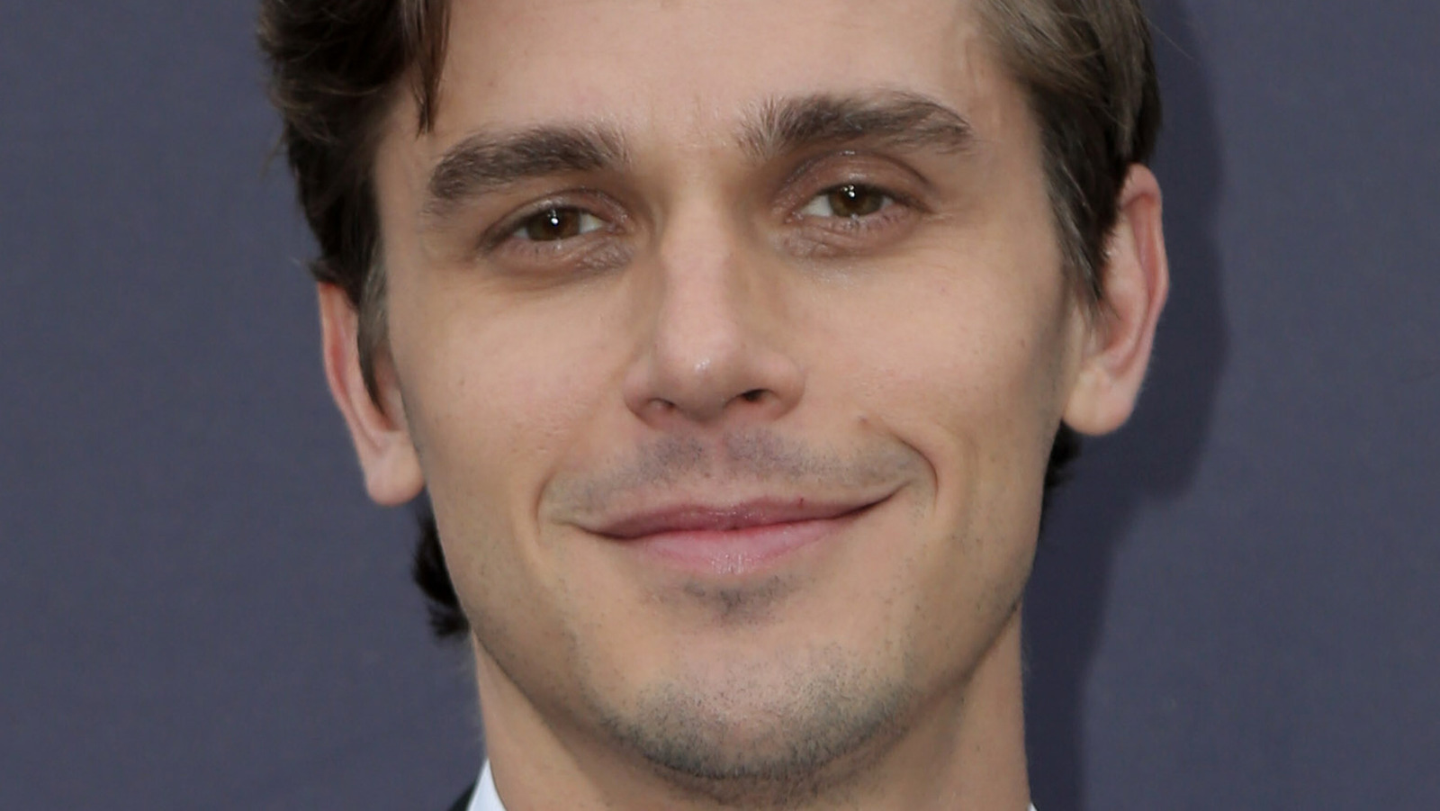 Antoni Porowski Explains A Trick For A Dreamy Layered Pie - Exclusive