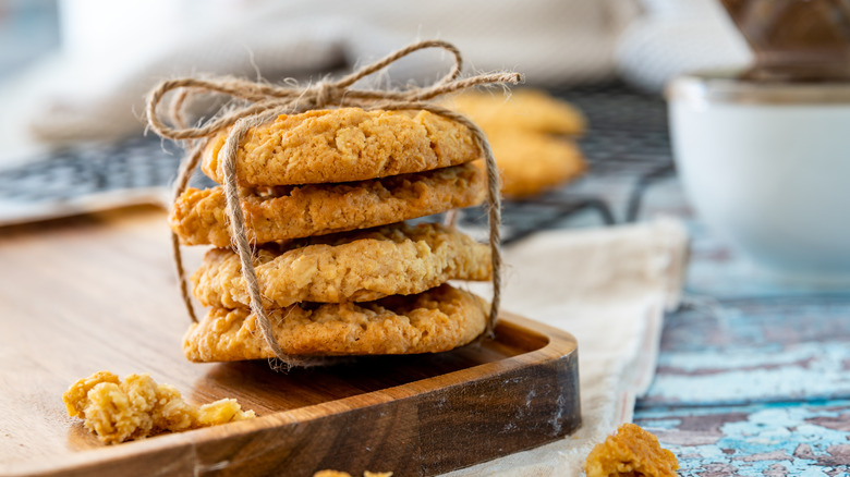 traditional Anzac biscuits