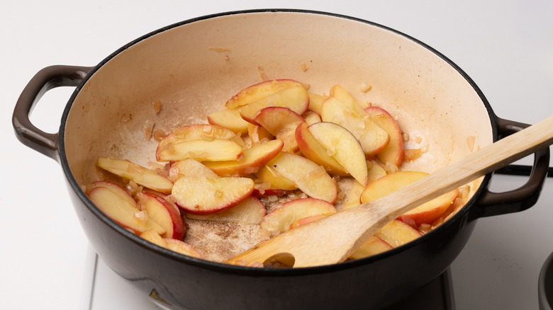 sautéing apples and onion