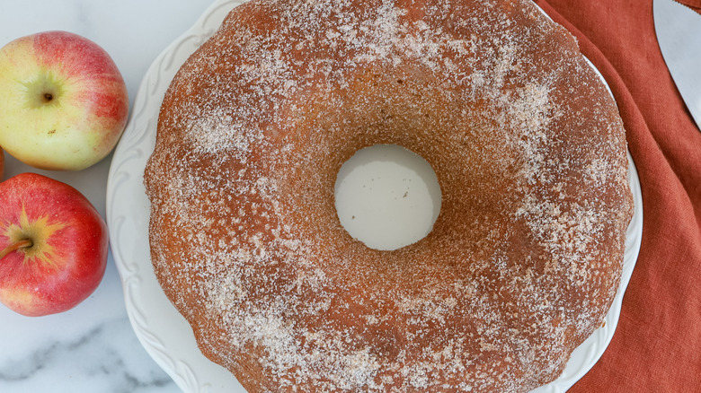 apple cider bundt cake