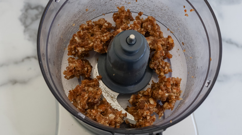 pulsed dates in food processor