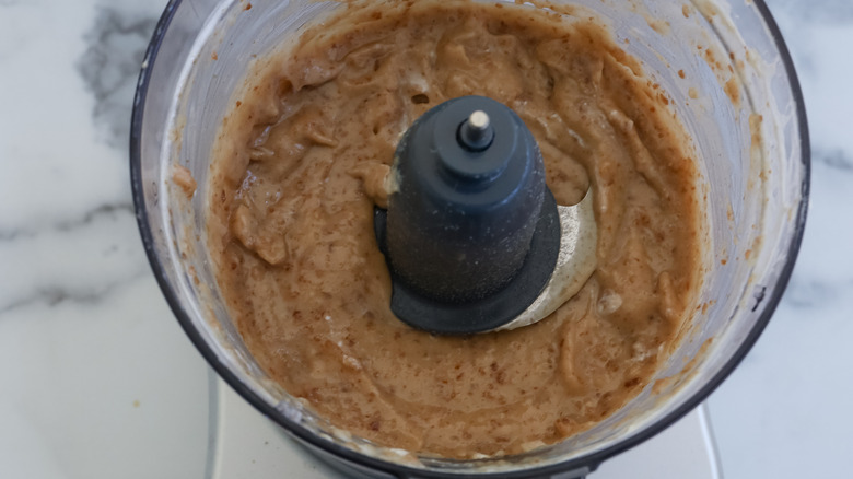 date caramel in food processor