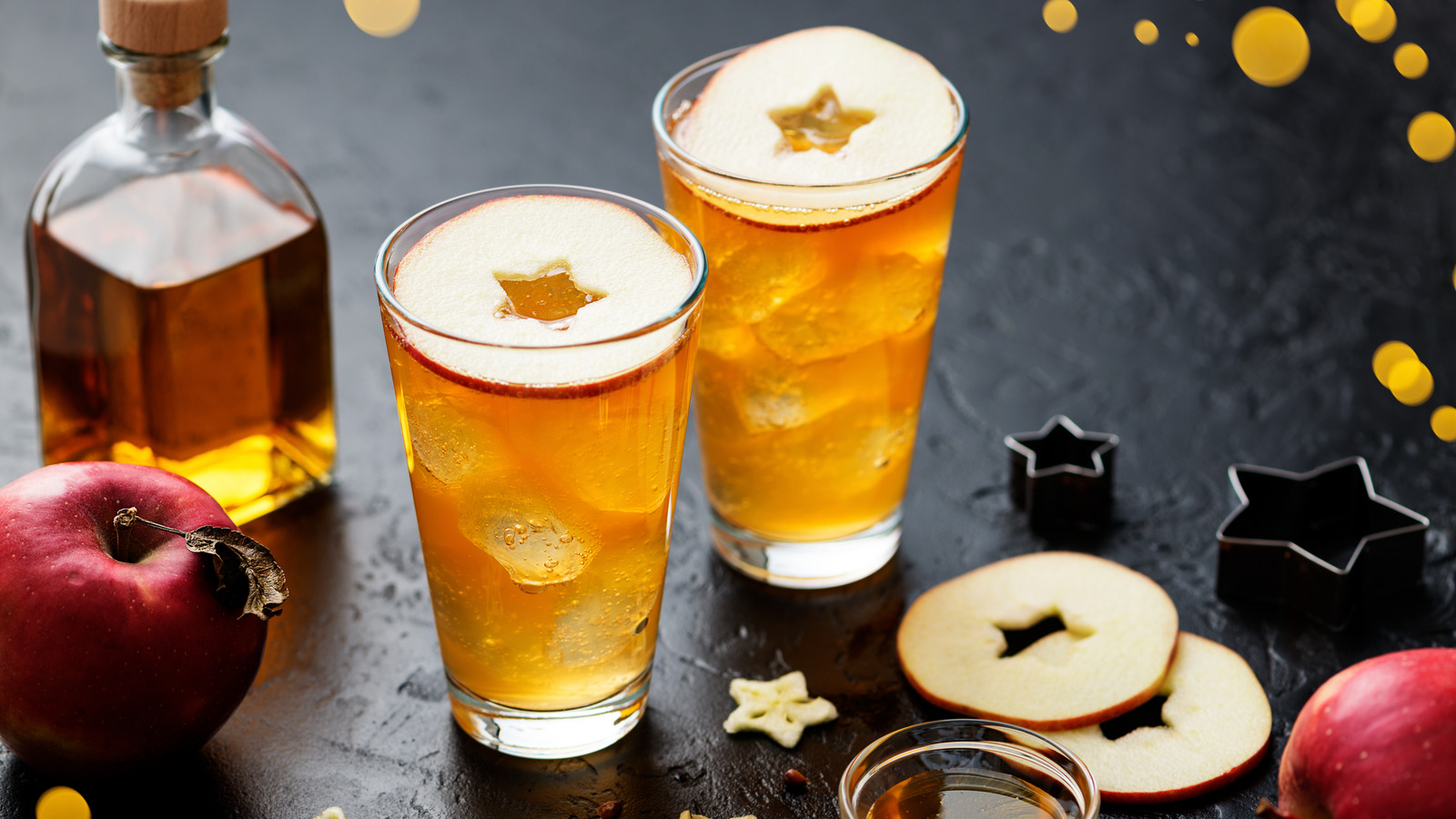 Apple Whiskey Mixed With Bubbly Is The Aperitif You Should Try