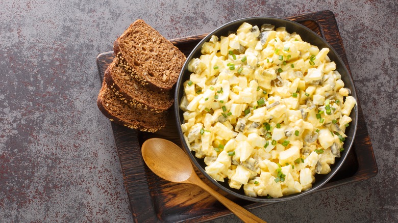 Egg salad with apple chunks