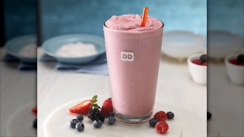 Dunkin' wildberry smoothie