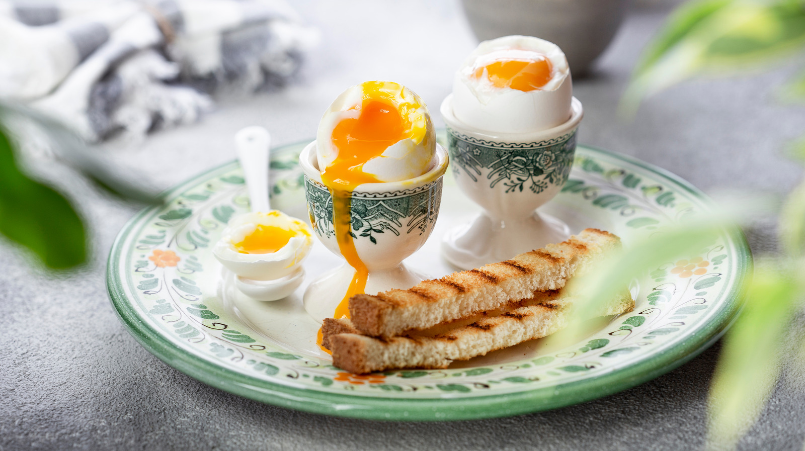 Martha Stewart's Perfect Soft-Boiled Eggs Recipe