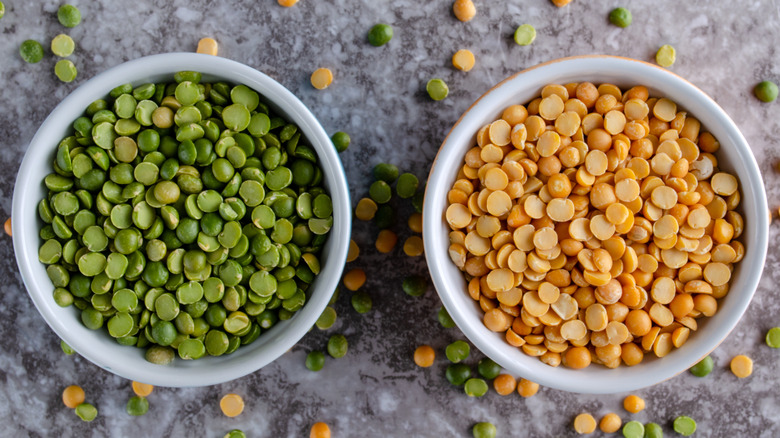 yellow and green split peas