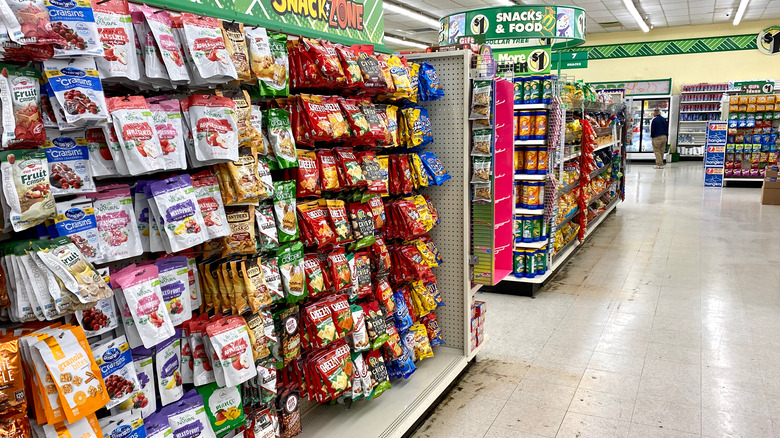 As Food Inflation Sticks Around Dollar Stores Are Recording Huge Profits