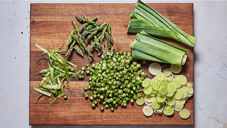 chopped asparagus and leeks