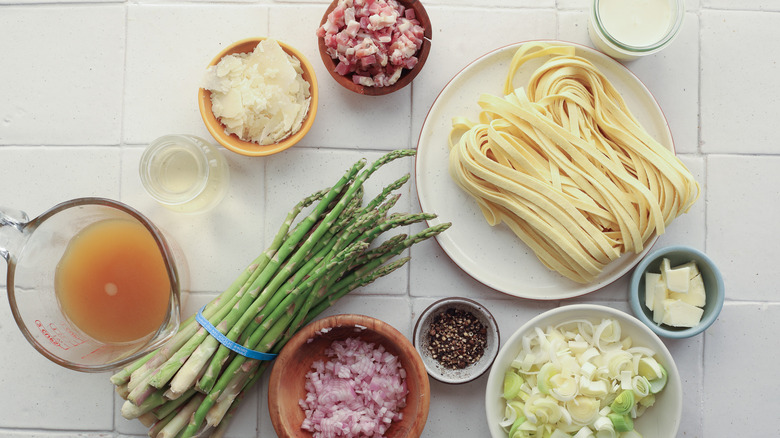 Ingredients for asparagus pasta