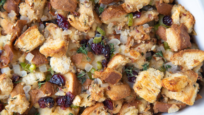 stuffing with cranberries and thyme