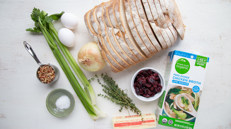 ingredients for country bread stuffing