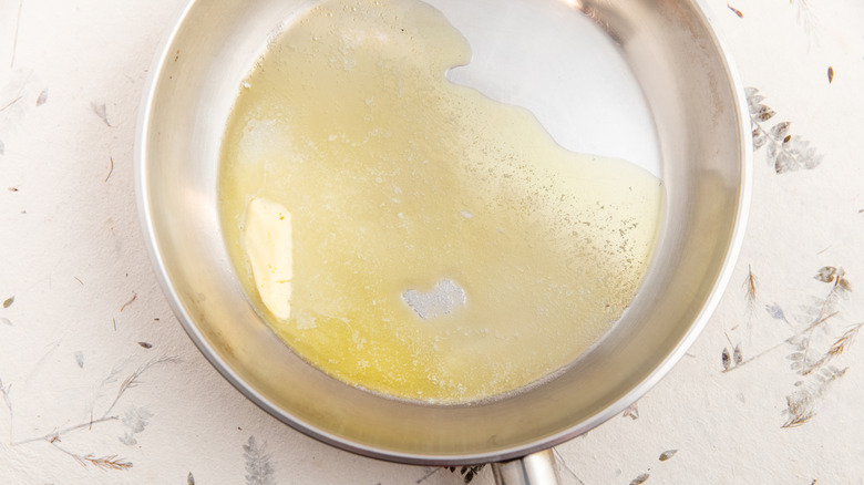 top view of olive oil in cooking pan