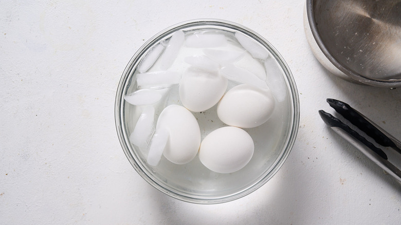 eggs in ice bath