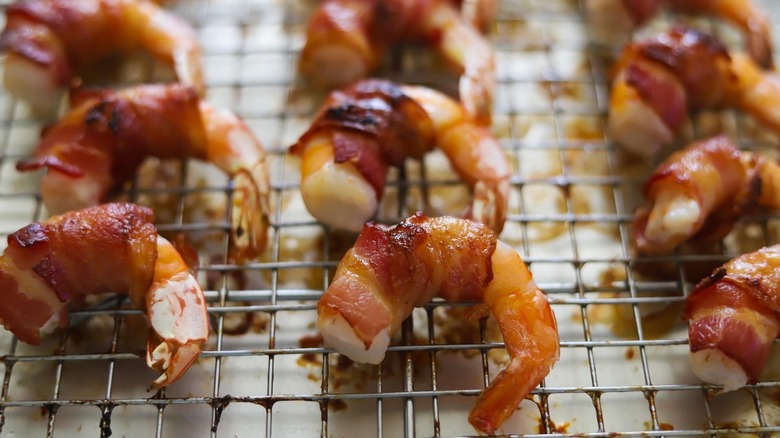 bacon wrapped shrimp on rack