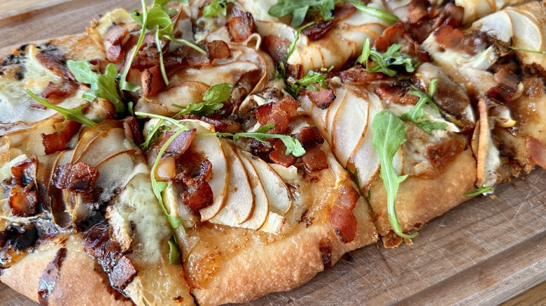 Bacony Pear and Brie Winter Flatbread