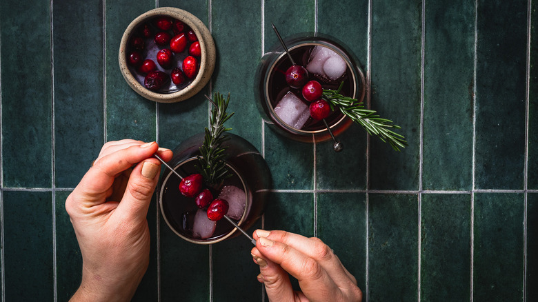 Adding garnish to glass