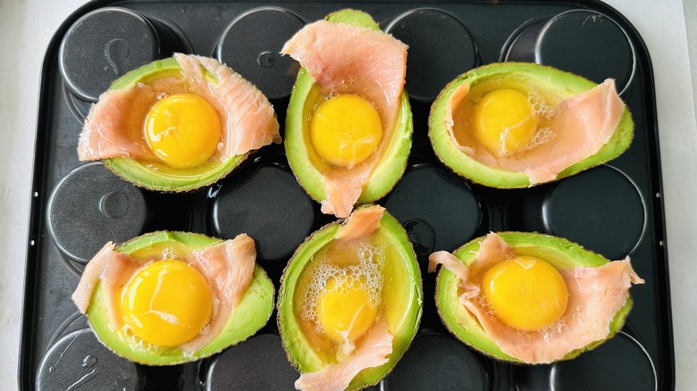 avocado boats egg yolk salmon