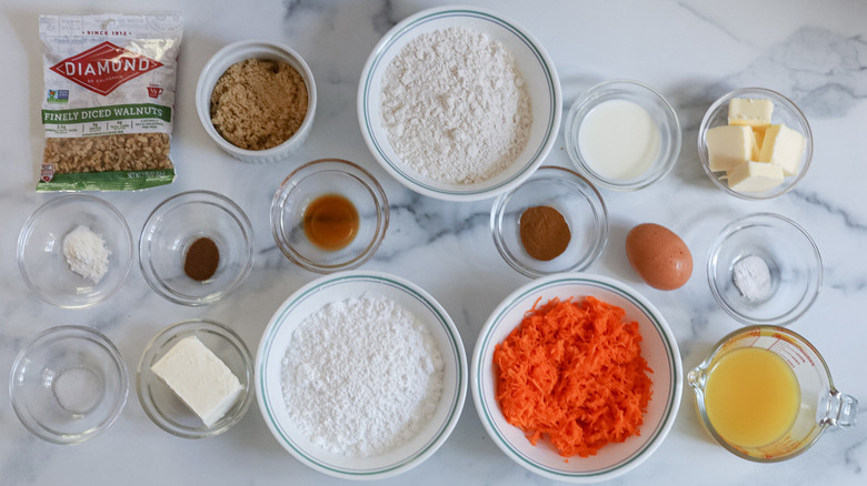 carrot cake donut ingredients